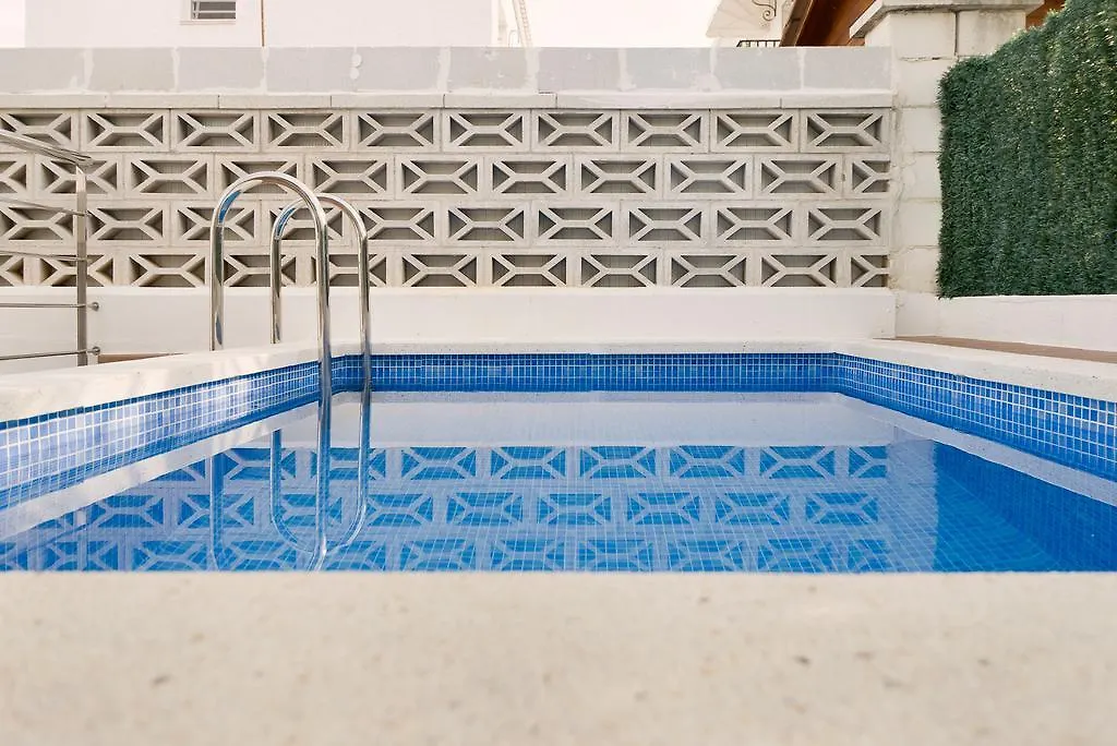 Apartamento Roca Mar Σίτζες